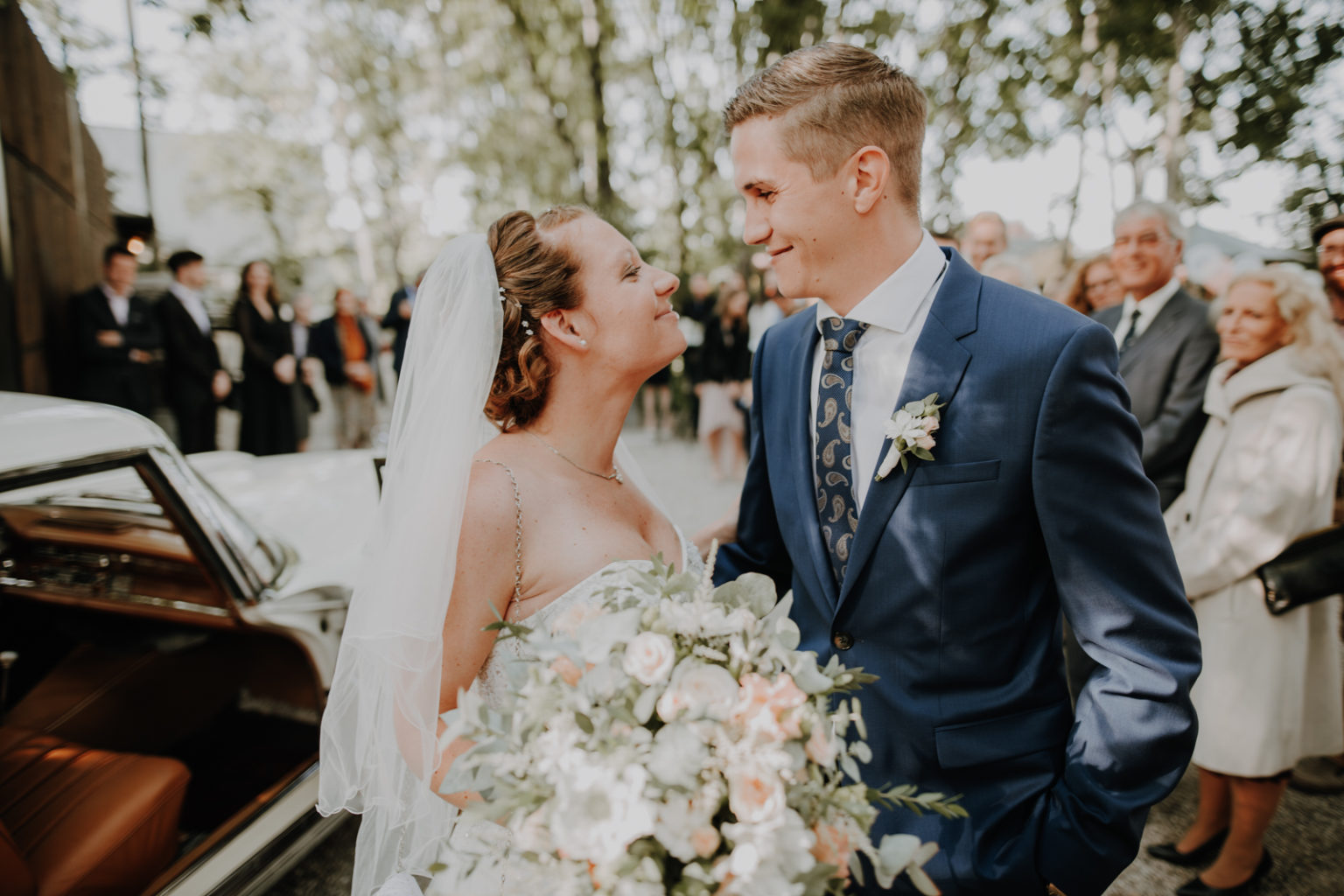 Brautpaar Johanna und Patrick beim Fotoshooting in Wien